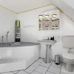Haus Kornfeld בית נופש