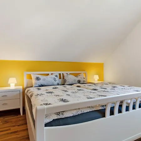 Holiday home Haus Kornfeld *